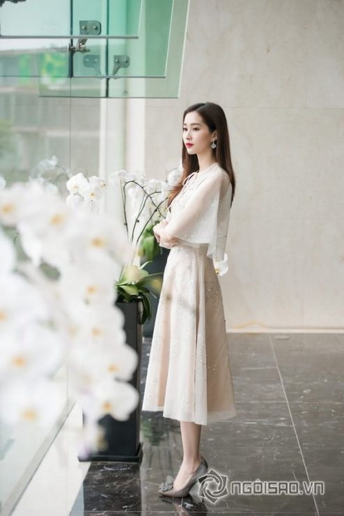 婚禮穿搭 　連身裙